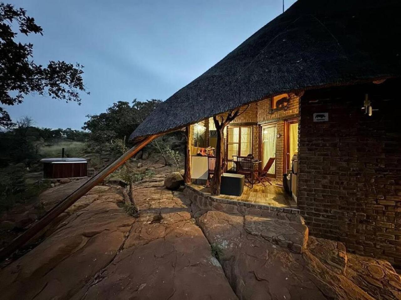 Thula-Thula Private Game Lodge Mabalingwe Bela-Bela Exteriér fotografie